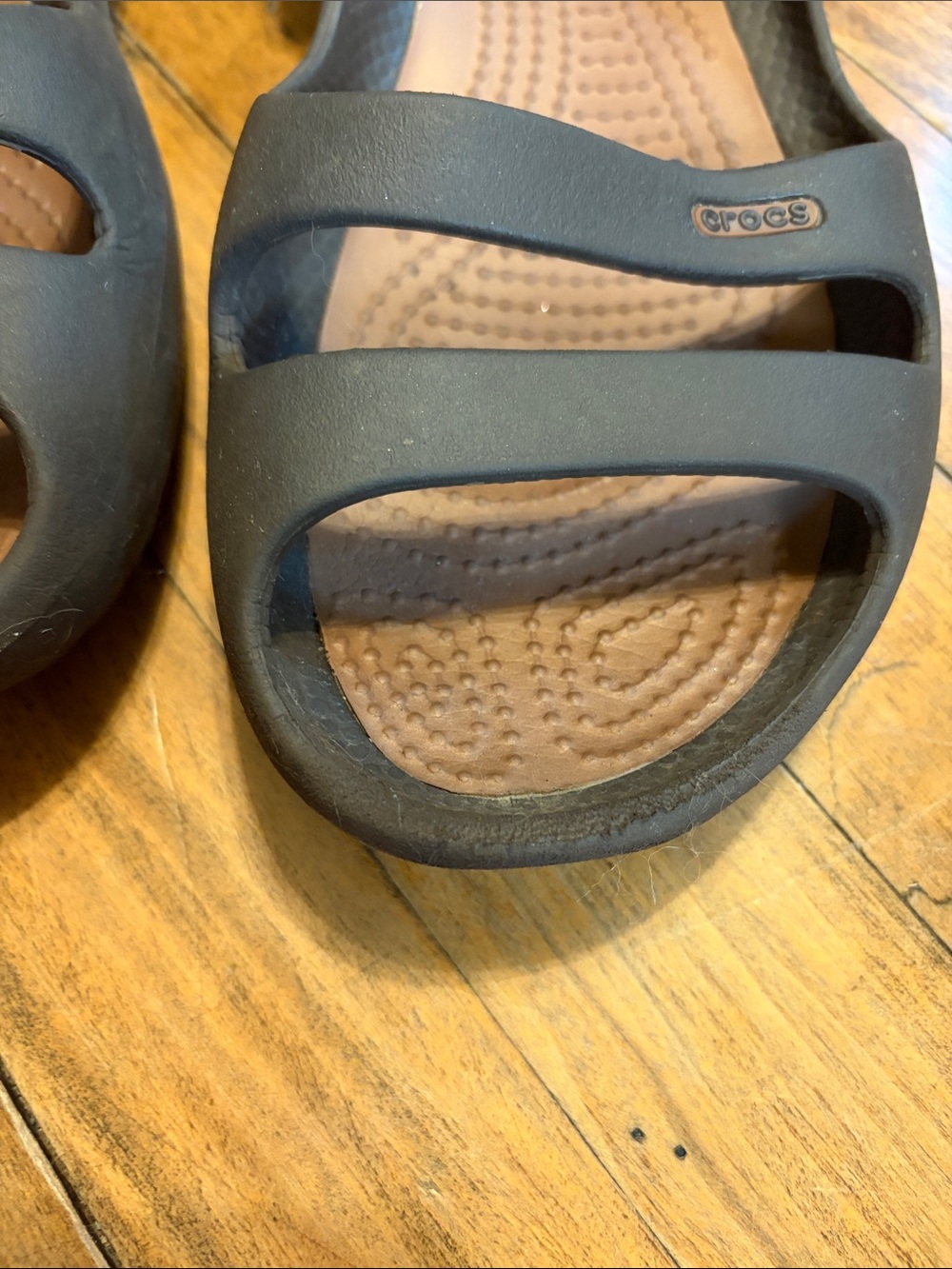 CROCS Women's Brown Slip-On Two-Strap Sandals - Picture 3 of 12